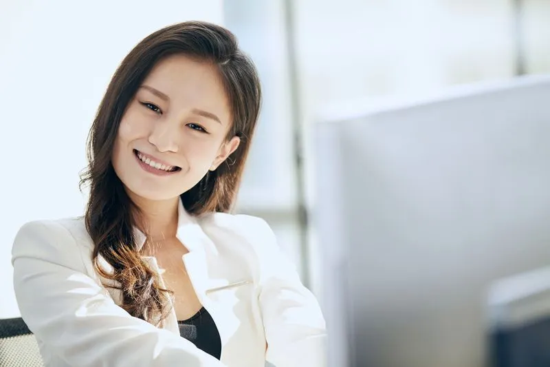 How Adults Are Straightening Their Teeth Without Anyone Noticing
